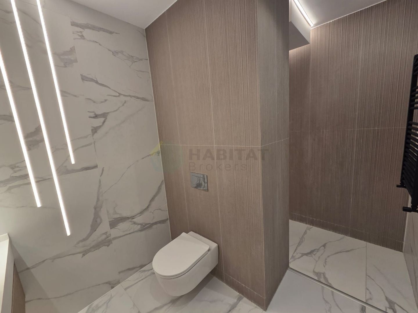 Apartament spectaculos cu grădină privată de 152 mp – disponibil spre închiriere - Poză 12