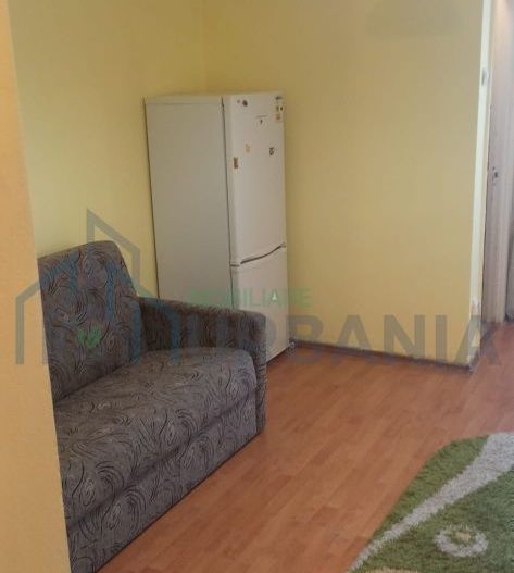 Închiriez garsonira - Gara Nicolina - Poză 1