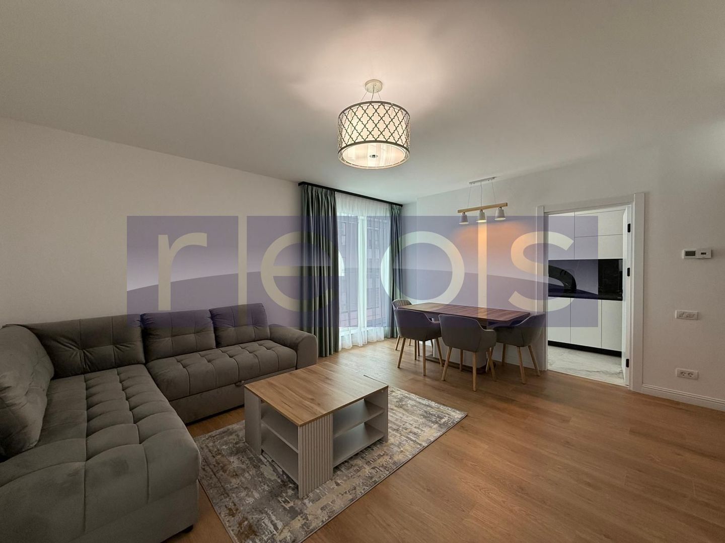 INCHIRIERE 3 CAMERE | LUX | MOBILAT SI UTILAT COMPLET | LOC PARCARE - Poză 1