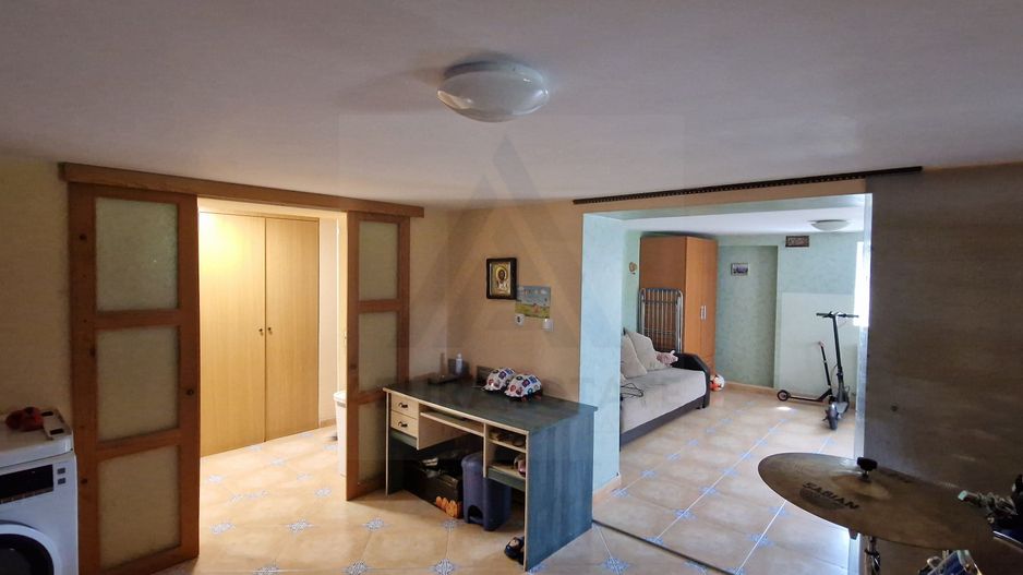 Casa individuala, 195 mp utili+ 500 mp curte, Sura Mica - Poză 13