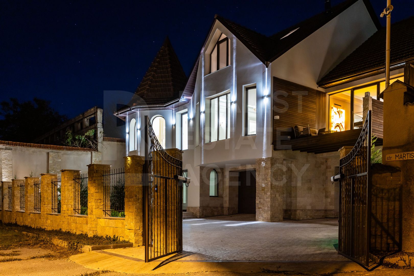 Vânzare,casă, 3 nivele, str. Mărțișor, Telecentru. - Poză 121