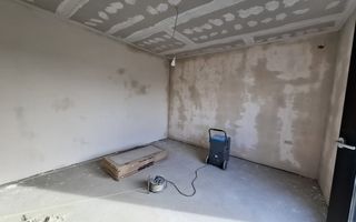 Casa cu 4 camere de vanzare, Bucov, Mica Roma - Poză 13