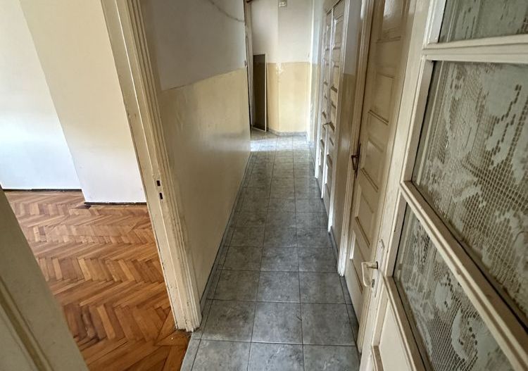 Proprietar vand apartament decomandat Unirii 5 camere - Poză 4