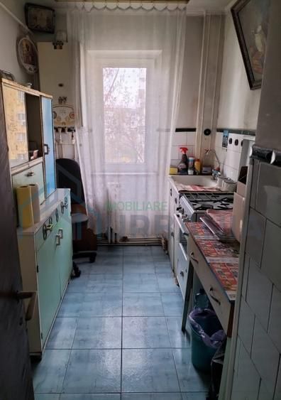 Apartament 3 camere semidecomandat, etaj 3, Zona Zimbru, Iași - Poză 9