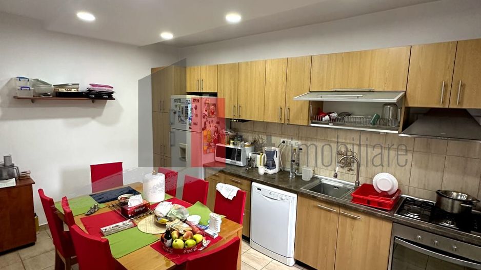 Casă individuală de vânzare – Dămăroaia, Sector 1, București - Poză 6