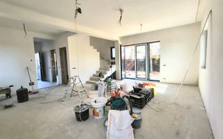 Vila moderna 6 camere // 190mp // teren 300mp // Tunari - Poză 8