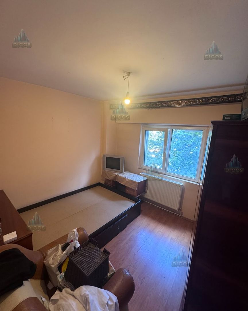 Apartament 3 camere de vânzare – Zona Centrală - Poză 16