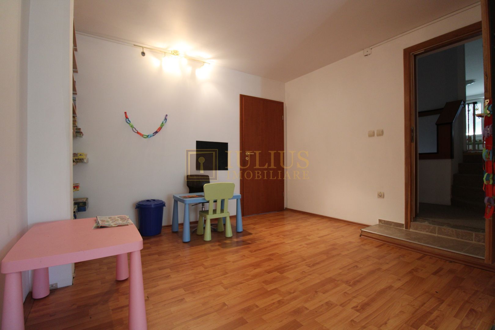 Casa ideala pentru activitati Comerciale. (gradinita, after school, ...) - Poză 17