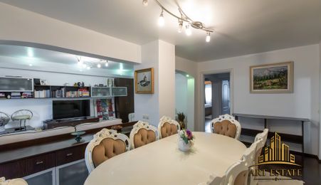 🏢 Apartament 3 camere de vânzare – Bulevardul Alexandru cel Bun