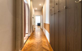 Apartament 1 cameră · 45,1 mp utili · Centrul Istoric Brașov · Comision 0% - Poză 2