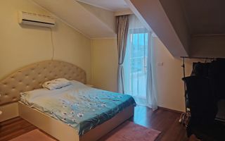 Vilă spațioasă P+1+M cu curte și garaj – Colentina - Poză 8