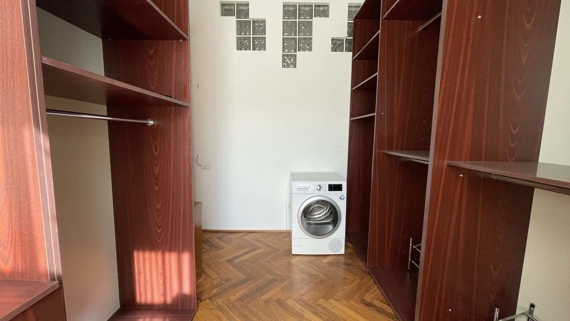 Apartament  spatios de vanzare intr-o cladire istorica - Poză 15