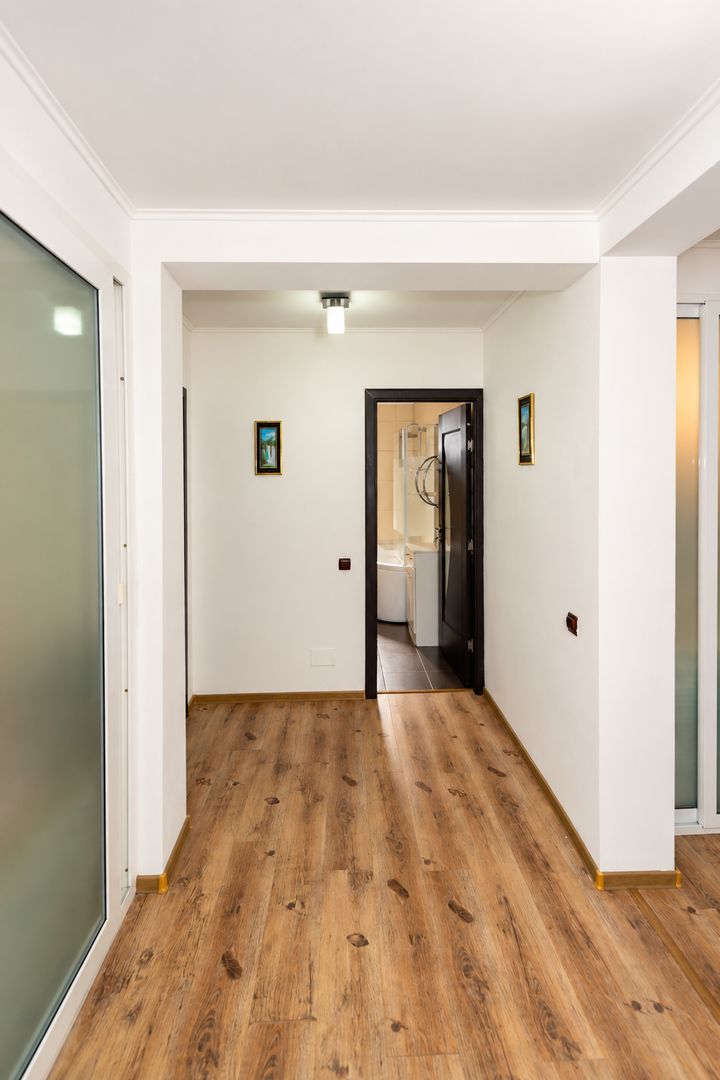 Apartament 2 camere de vanzare, 67mp mobilat, parcare, bloc cu 6 ap. - Poză 29