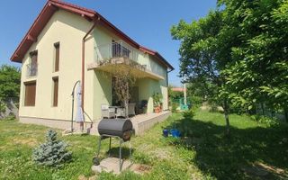 Casa spațioasă  P+1E,526 mp teren-strada liniștită. - Poză 2
