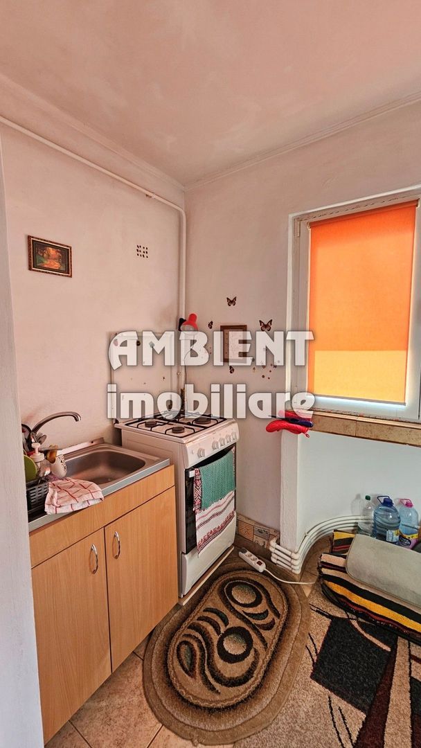 Apartament 2 camere, mobilat și utilat, zona CARTIER; - Poză 6