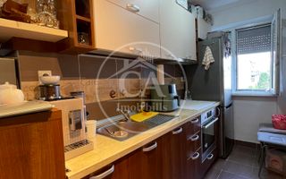 Apartament cu 2 camere de vânzare în zona Rogerius, Oradea - Poză 10