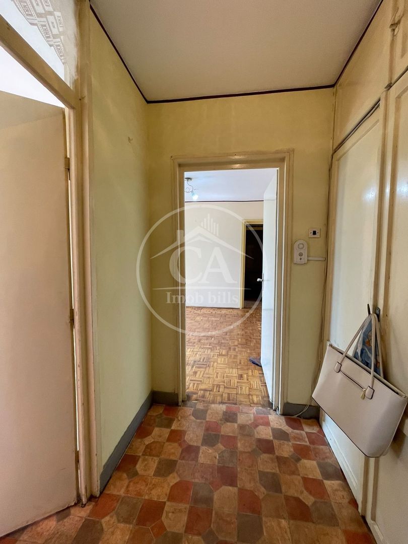 Apartament de vânzare cu 2 camere în zona Rogerius, Oradea - Poză 10