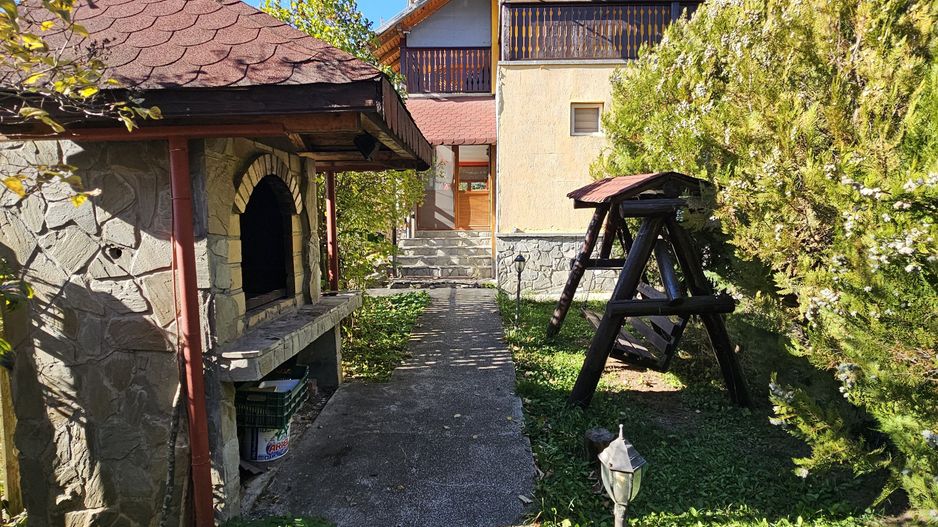 Vila 7 camere 320 mp- Valea Neagra-Prahova, mobilata/utilata complet! - Poză 44