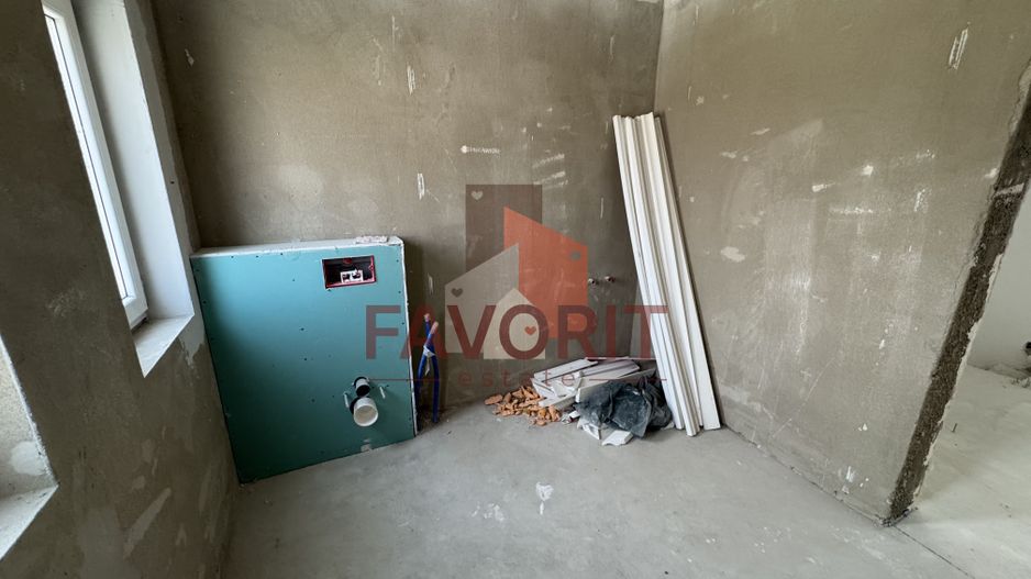 Aproape de benzinaria ESO. Finisaje la alegere - Poză 16