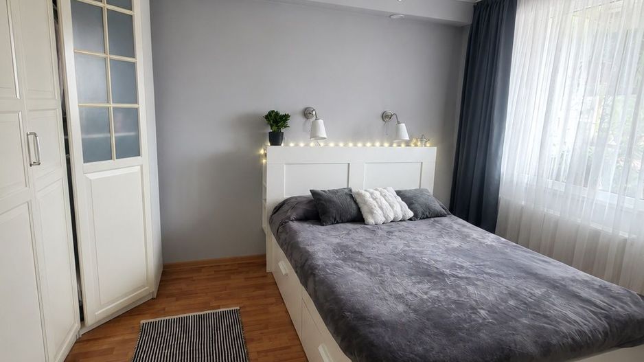 Apartament 3 camere decomandat, modern, Titan, etaj 4 din 4, balcon - Poză 1