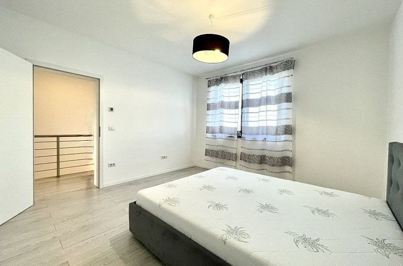 Casa în oraș - Aradului - British School - Poză 8