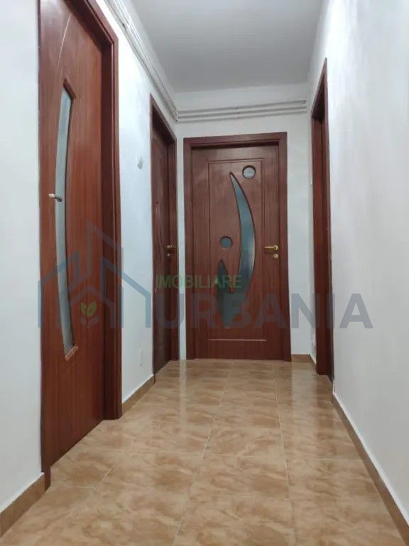 Închiriere apartament 2 camere decomandat, etaj 10/10, central, Iași - Poză 14