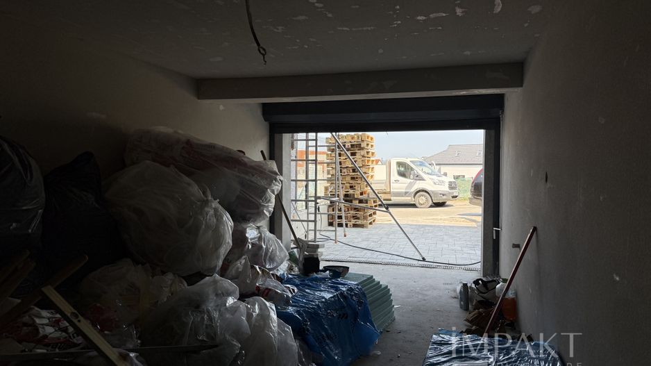 Case cuplate la liziera padurii , ideale pentru 2 familii ! - Poză 34