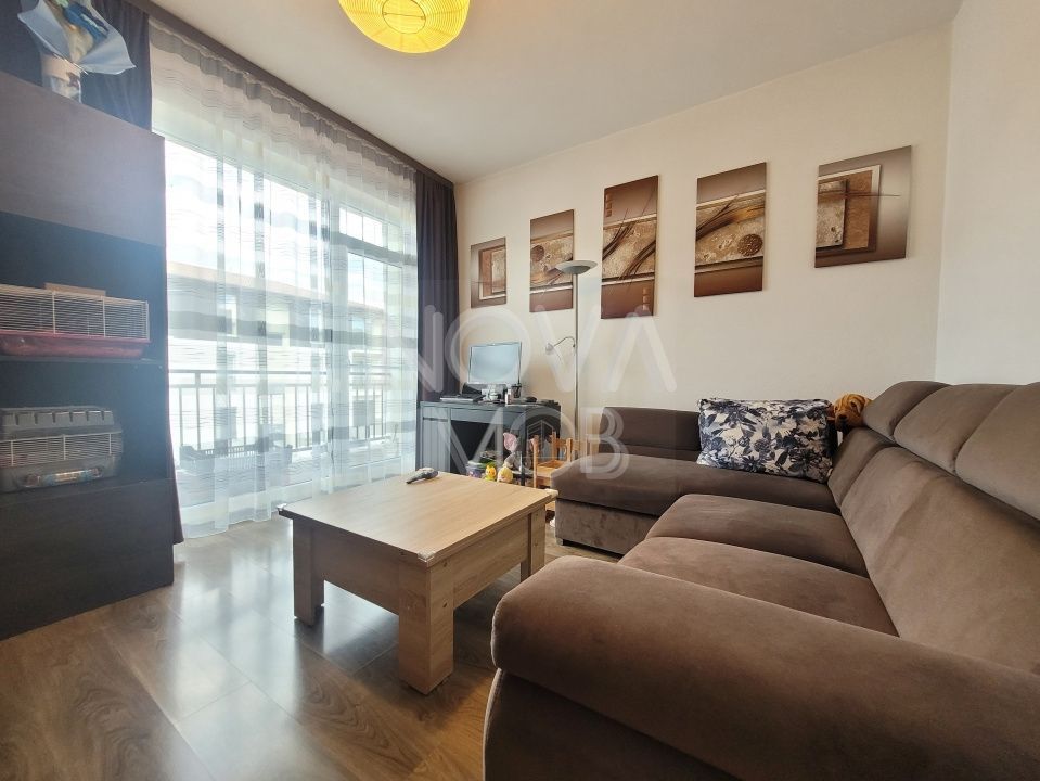 Apartament 3 camere complet mobilat si utilat, 2 locuri de parcare – Etaj 1 - Poză 2