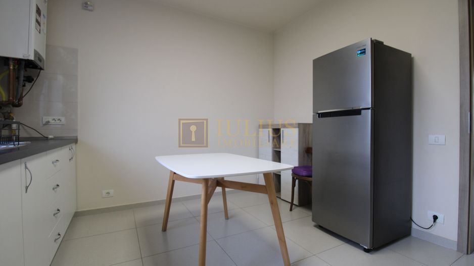 Casa Giroc, 4 camere, 2 bai, curte interioara. - Poză 5