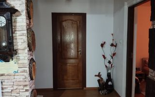 Casa 60 mp+terasa 30 mp-teren 700 mp-garaj-panouri solare-Livezile - Poză 5