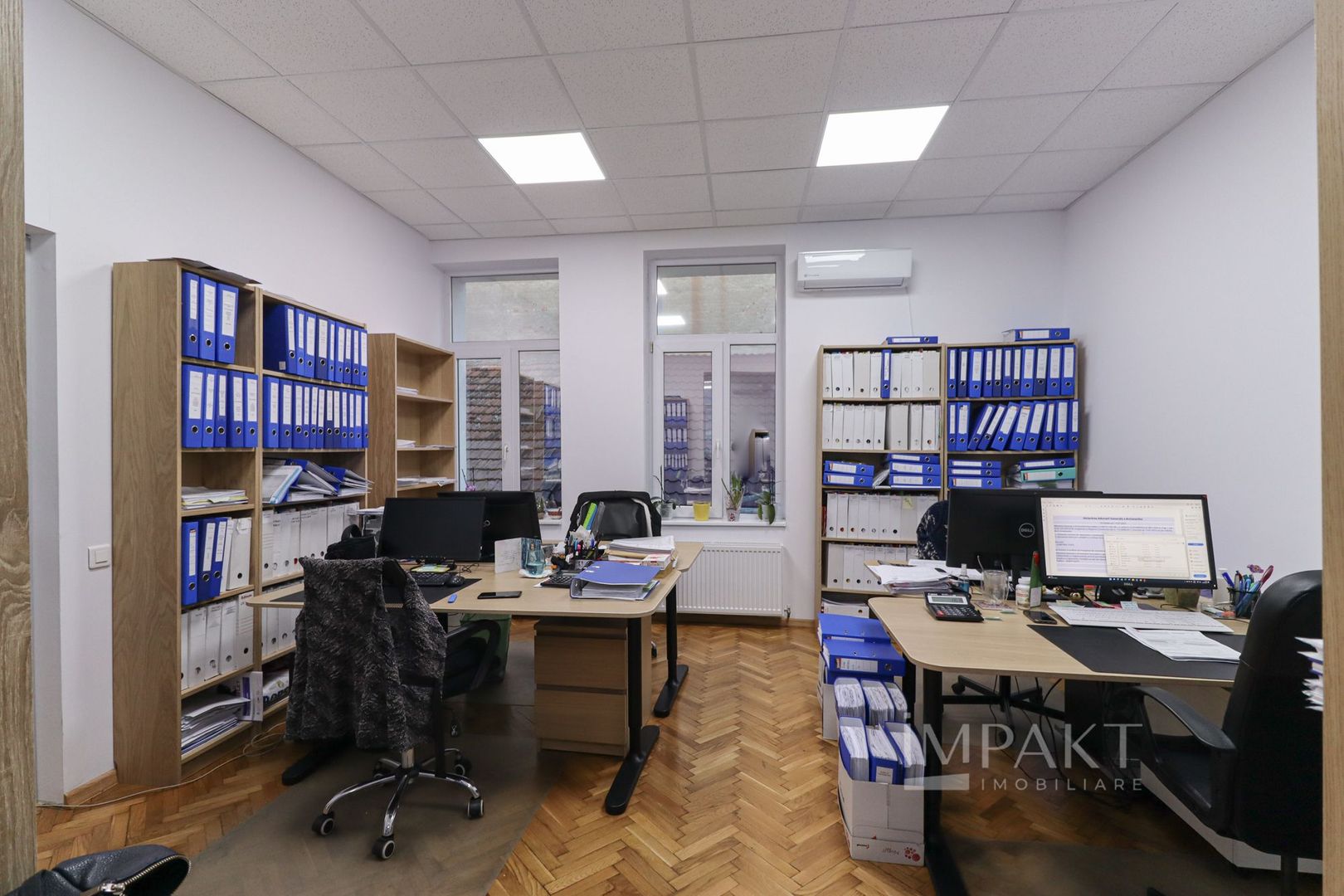 Apartament amenajat si utilizat ca si spatiu de birou aproape de Tribunal! - Poză 14