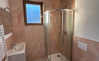 Casa cu 5 camere - Dumbarvita - Poză 10