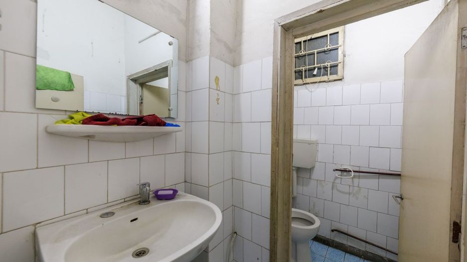 Spațiu comercial cu 2 camere de vânzare în Calea Bucuresti, Pitesti - Poză 9