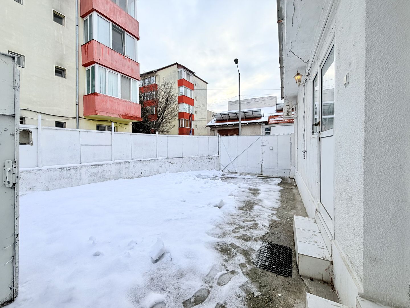 Spațiu comercial versatil, cu curte și acces auto | Simion Bărnuțiu - Poză 13