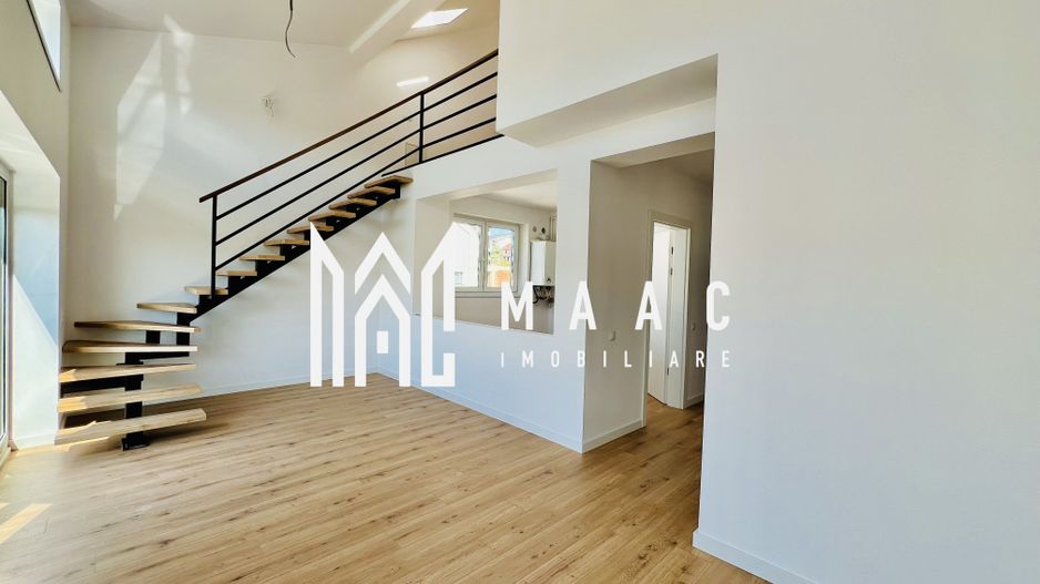 Penthouse Elegant pe 2 Niveluri cu Terasă și Vedere Superbă - Poză 1