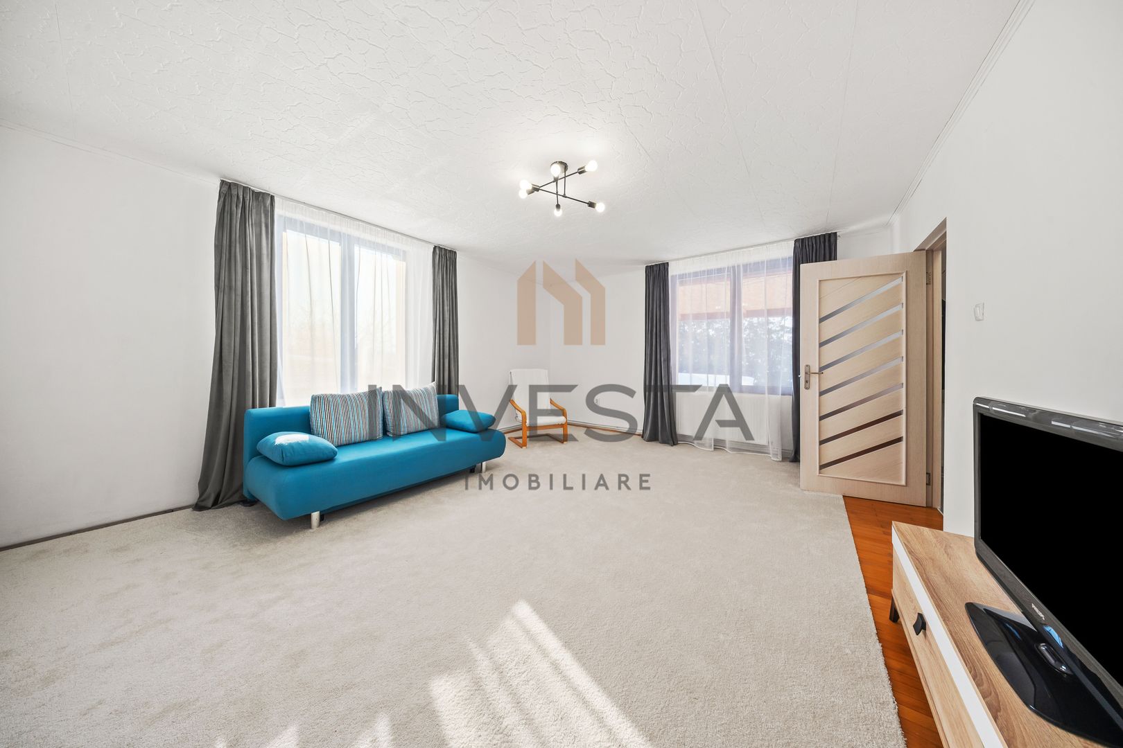 Casa individuala spatioasa cu 4 dormitoare, Colonia Sopor - Poză 2