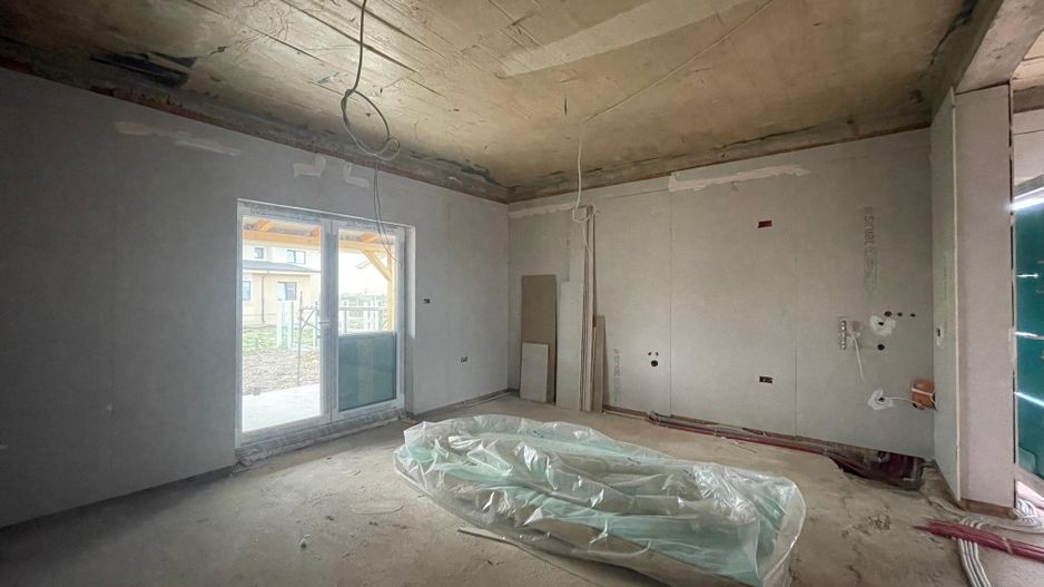 Duplex despartit prin CT cu 4 camere - Poză 1