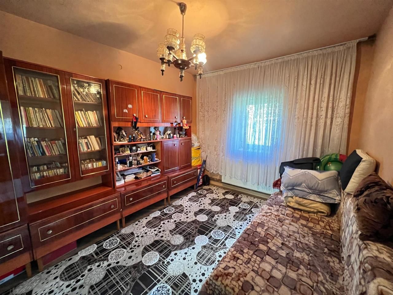 casa individuala Varias apa centrala pe gaz canalizare 1500mp - Poză 20