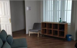 Spatiu generos pentru birouri - Poză 8