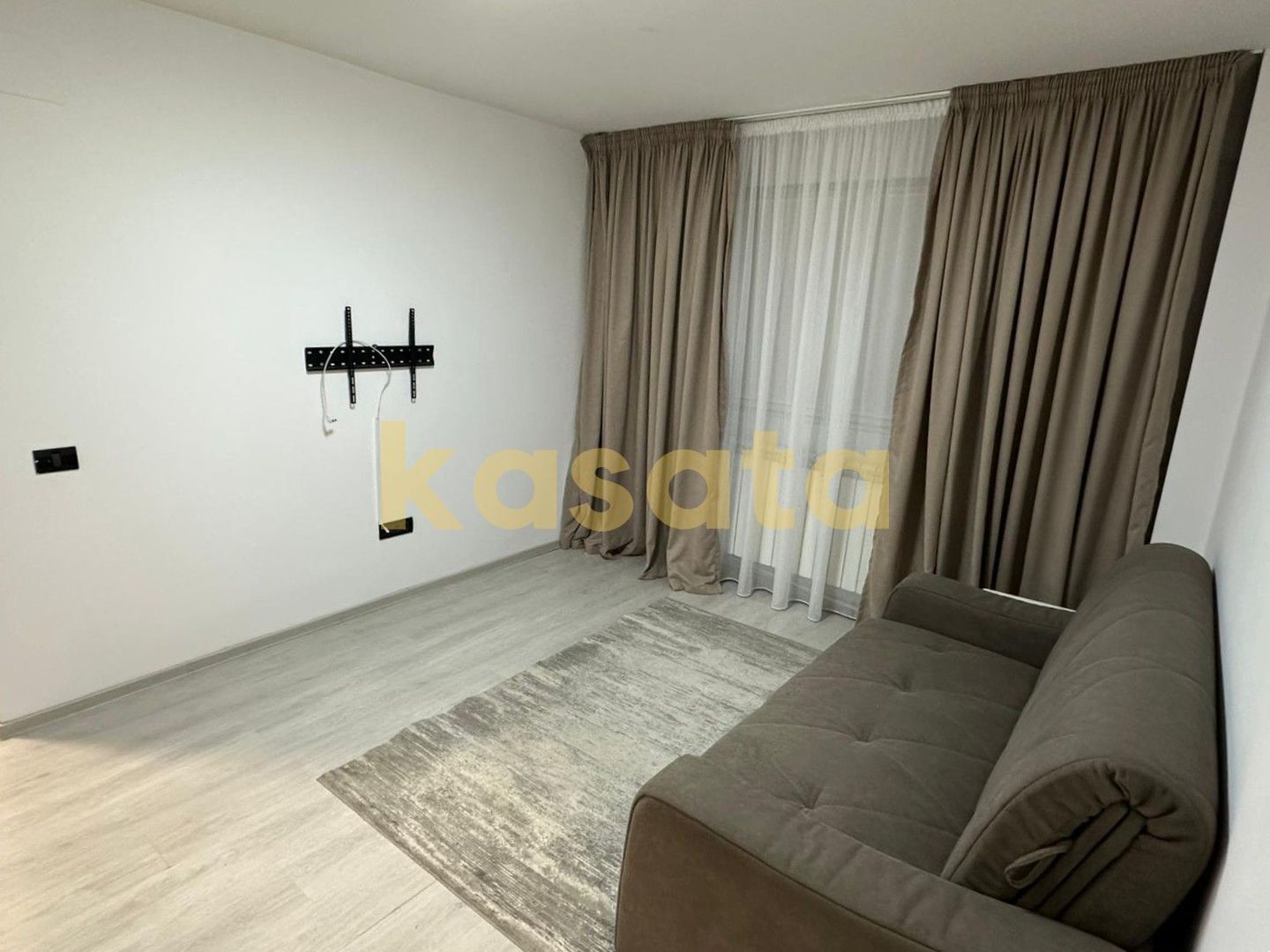 OPORTUNITATE | APARTAMENT 2 CAMERE | TEI | RENOVAT - Poză 1