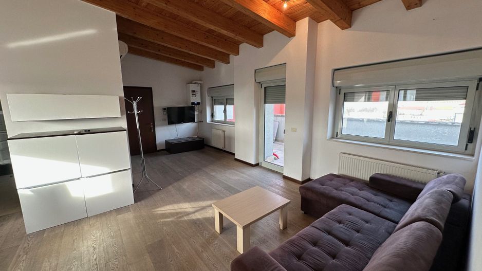 Apartament 3 camere cu terasa de 38 mp - Poză 10