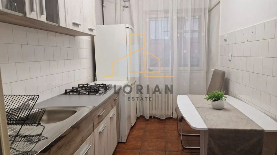 De vanzare, apartament cu  2 camere, 55 mp ,lângă Spitalul Județean - Poză 6