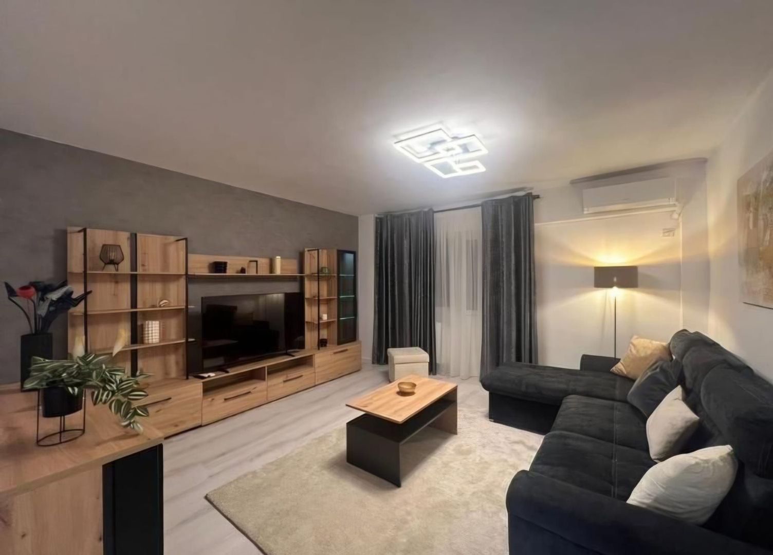 Închiriere Apartament 2 Camere | Șoseaua Panduri - Marriot - Poză 1