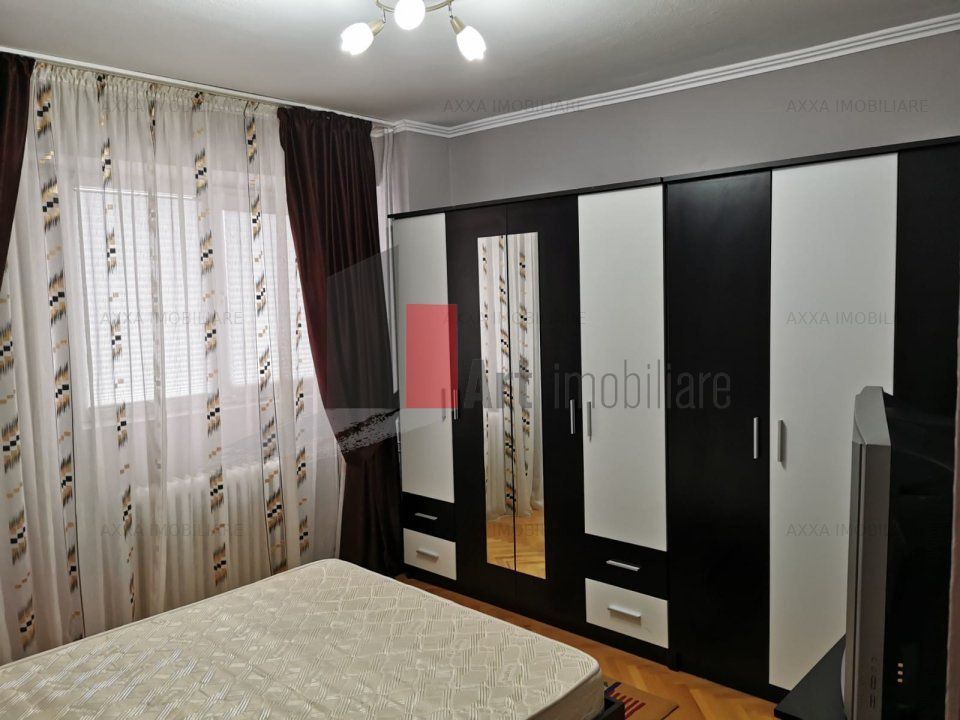 APARTAMENT 2 CAMERE PANDURI - Poză 2