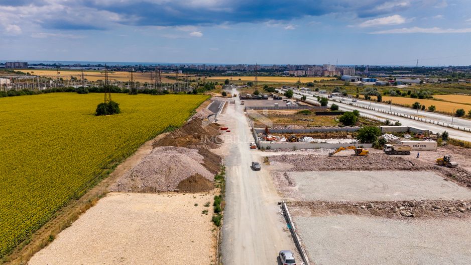 Teren de inchiriat – 1.020 mp – Varianta Ovidiu / Targul de Leg-Fructe - Poză 1