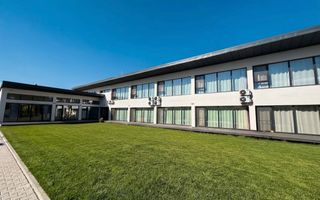 PENSIUNE + CASĂ DE LOCUIT | VALEA AVRIGULUI | 830 MP UTILI | 4.600 MP TEREN | - Poză 1