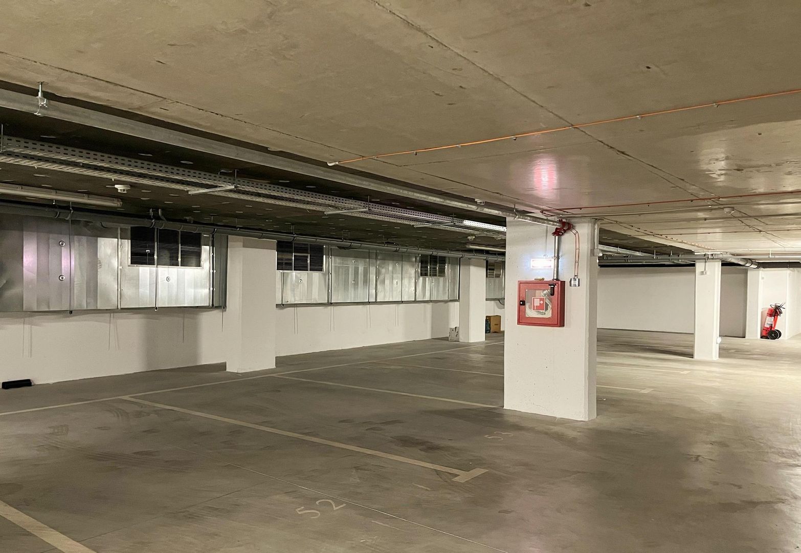 Închiriere 2 Camere Complex Carmen Sylva, Parcare Subterană, Piscină Rooftop - Poză 13