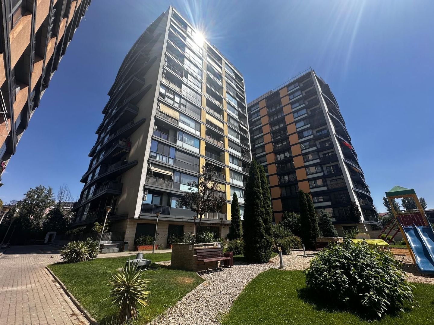 3 Camere bloc Nou 2 bai Parcare Inclusa Titan Evocasa Liviu Rebreanu - Poză 2