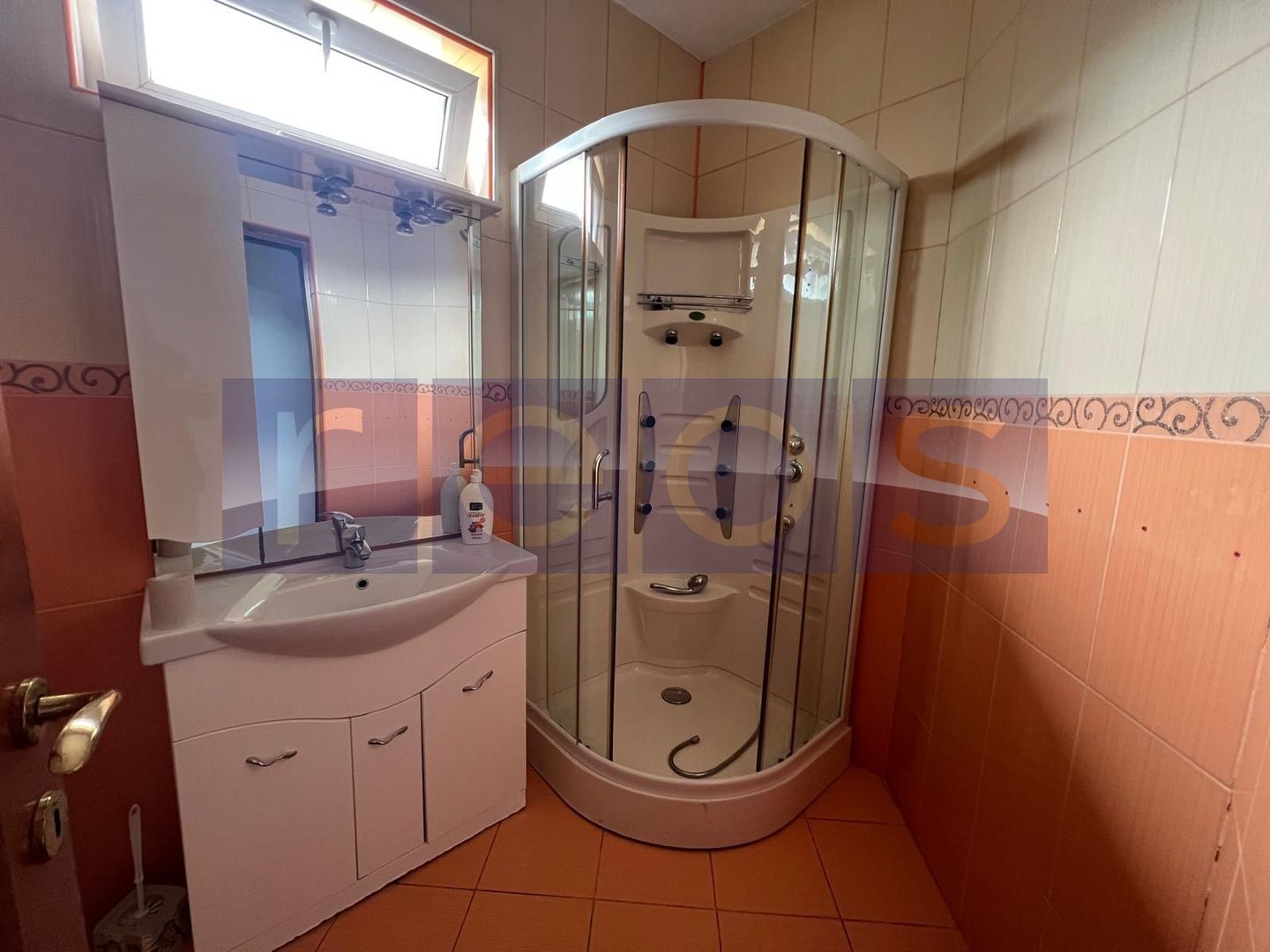 INCHIRIERE VILA 8 CAMERE | S+P+1+M - Poză 10