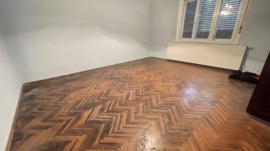 Casa cu teren de 915 mp și front de 20 ml - Poză 8